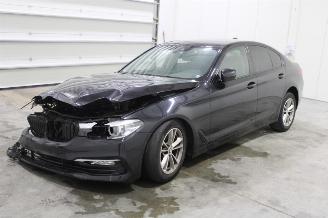 demontáž osobní automobily BMW 5-serie 520 2018/10