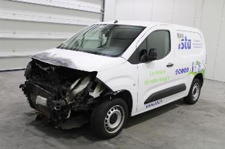 Purkuautot passenger cars Peugeot Partner  2022/3