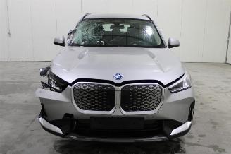 BMW iX1  picture 5