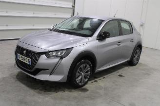 Coche siniestrado Peugeot 208  2022/3