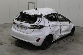 Ford Fiesta  picture 3