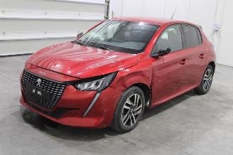 krockskadad bil auto Peugeot 208  2024/1
