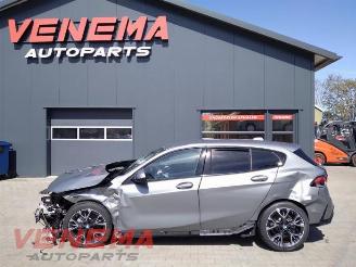 Uttjänta bilar auto BMW 1-serie 1 serie (F70), Hatchback, 2024 120 1.5 TwinPower Turbo 12V 2025/10