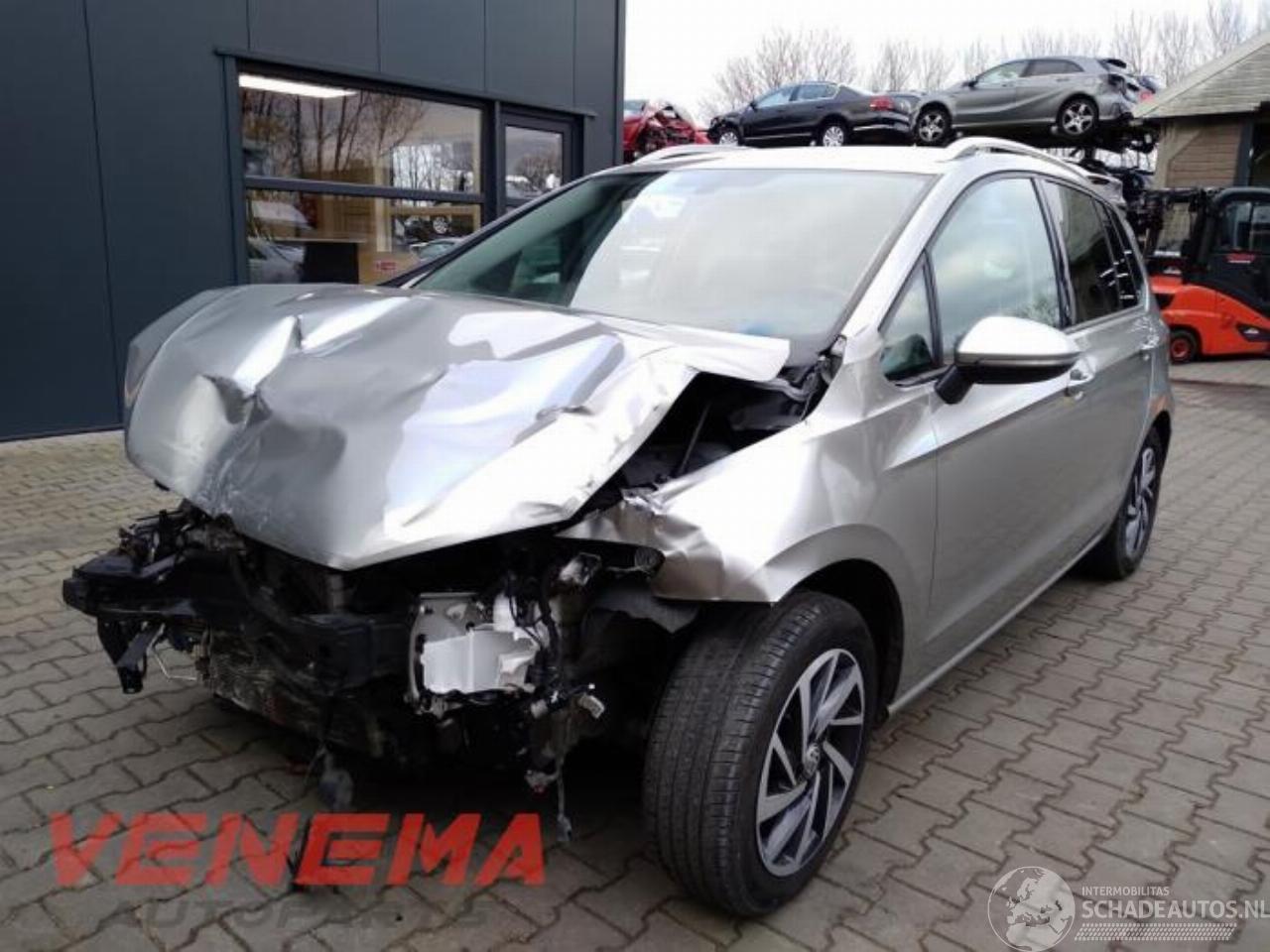 Volkswagen Golf Sportsvan Golf Sportsvan (AUVS), MPV, 2014 / 2021 1.2 TSI 16V BlueMOTION