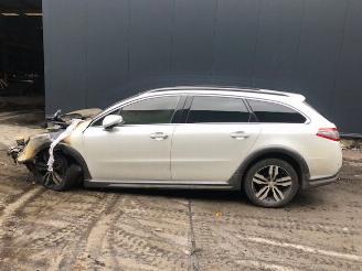 Damaged car Peugeot 508  2015/1