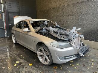 Vrakbiler auto BMW 5-serie 525d 24V Sedan 4Dr Diesel 2.993cc 150kW (204pk) RWD 1003/1108 (FW31; FW32) 2011/1