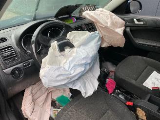 Skoda Yeti Yeti (5LAC) SUV 2009 / 2017 1.2 TSI 16V SUV  Benzine 1.197cc 77kW (105pk) FWD picture 10