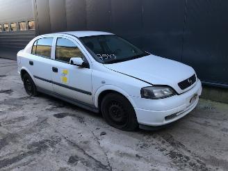 Vrakbiler auto Opel Astra G (F69) Sedan 1998 / 2009 1.7 CDTi 16V Eco4 Sedan 4Dr Diesel 1.686cc 59kW (80pk) FWD 2003/7