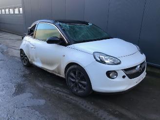 Purkuautot passenger cars Opel Adam Hatchback 3-drs 2012 / 2019 1.2 16V Hatchback  Benzine 1.229cc 51kW (69pk) FWD 2015/10