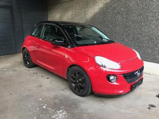 Vrakbiler auto Opel Adam Hatchback 3-drs 2012 / 2019 1.4 16V Hatchback  Benzine 1.398cc 74kW (101pk) FWD 2019/4