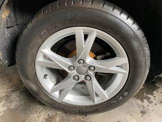 Audi Q3 (8UX) SUV 2011 / 2019 1.4 TFSI 16V SUV  Benzine 1.395cc 110kW (150pk) FWD picture 10