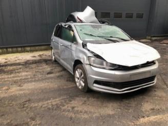 Dezmembrări autoturisme Volkswagen Touran Touran (5T1), MPV, 2015 1.6 TDI 2016/4