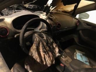 Audi A3 A3 Sportback (8VA/8VF), Hatchback 5-drs, 2012 / 2020 1.6 TDI Ultra 16V picture 6