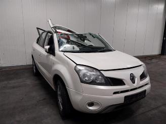 Salvage car Renault Koleos Koleos I, SUV, 2008 / 2017 2.0 dCi 16V 4x4 2010/9