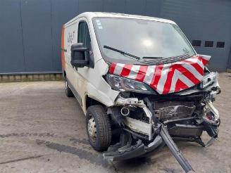 Coche siniestrado Peugeot Boxer Boxer (U9), Van, 2006 2.2 Blue HDi 140 2021/3