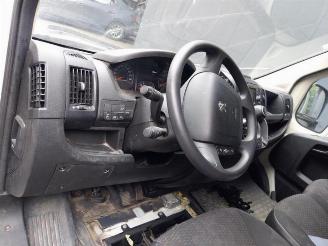 Peugeot Boxer Boxer (U9), Van, 2006 2.2 Blue HDi 140 picture 13