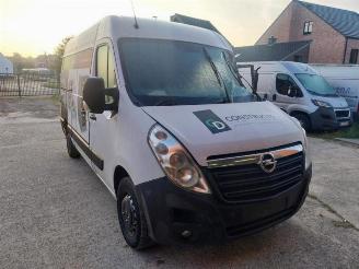 Vrakbiler auto Opel Movano Movano, Van, 2010 2.3 CDTi Biturbo 16V FWD 2015/2