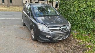 rozbiórka samochody osobowe Opel Zafira Zafira (M75), MPV, 2005 / 2015 1.7 CDTi 16V 2010/8