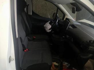 Peugeot Partner Partner (EF/EU), Van, 2018 1.6 BlueHDi 100 picture 15