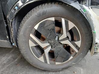 Peugeot 2008 2008 (UD/UK/UR/US/UX), MPV, 2019 1.2 VTi 12V PureTech 130 picture 16