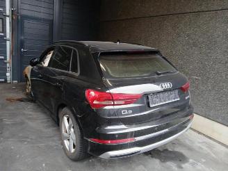 Vrakbiler auto Audi Q3 Q3 (F3B), SUV, 2018 2.0 35 TDI 16V 2019/7