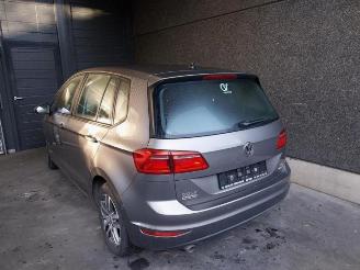 Vrakbiler auto Volkswagen Golf Sportsvan Golf Sportsvan (AUVS), MPV, 2014 / 2021 1.6 TDI BlueMotion 16V 2015/10