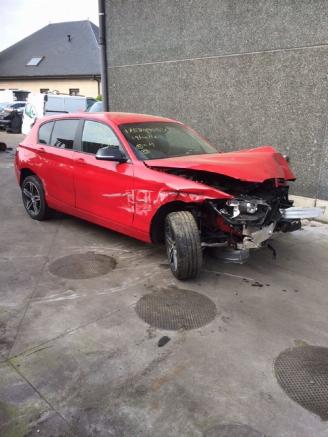 Vrakbiler auto BMW 1-serie 116i  F20 2014/1