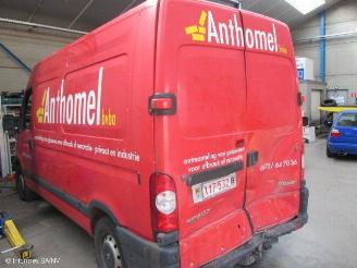 rozbiórka samochody osobowe Renault Master 2464cc/diesel/107kw 2007/1
