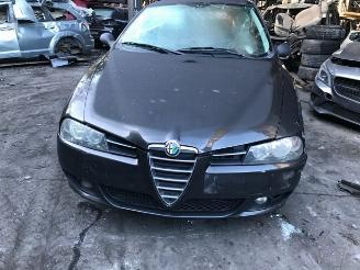 skadebil auto Alfa Romeo 156 diesel - 1900cc 85pk 2004/6