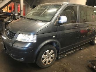 Purkuautot passenger cars Volkswagen Transporter 2500CC -DIESEL - TDI - 4 MOTION - 6VIT -4X4 2017/1