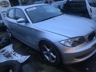 Vrakbiler auto BMW 1-serie 116I  - 6VIT 2009/1
