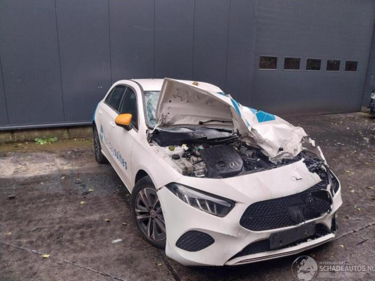 Mercedes A-klasse A (177.0), Hatchback, 2018 / 2026 1.3 A-250 e Turbo 16V