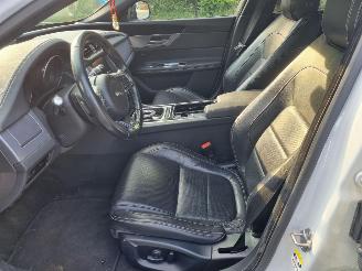 Jaguar XF 20d Aut. Rsport Pano Navi Led picture 19