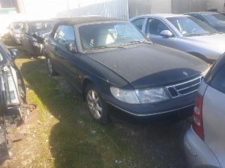 Vrakbiler auto Saab 900 cabrio 1995/1