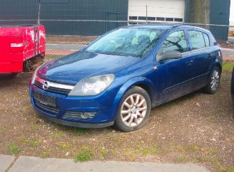 Purkuautot passenger cars Opel Astra  2004/1