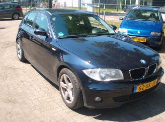 BMW 1-serie 116i picture 2