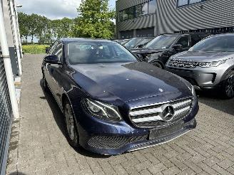 Coche accidentado Mercedes E-klasse NAVI / BURMESTER / LEDER / CAMERA / LED / VOL! 2016/12