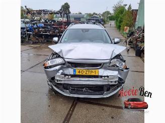 Coche siniestrado Volvo V-70 V70 (BW), Combi, 2007 / 2016 1.6 T4 16V 2013/2