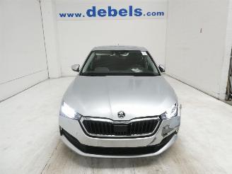 Schadeauto Skoda Scala ACTIVE 2020/8