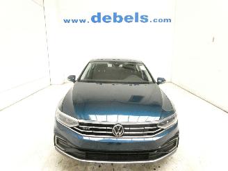 Vaurioauto  passenger cars Volkswagen Passat GTE 2021/6