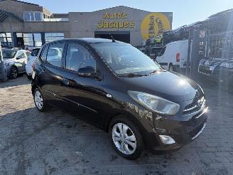 uszkodzony samochody osobowe Hyundai I-10 LOUNGE 2011/6