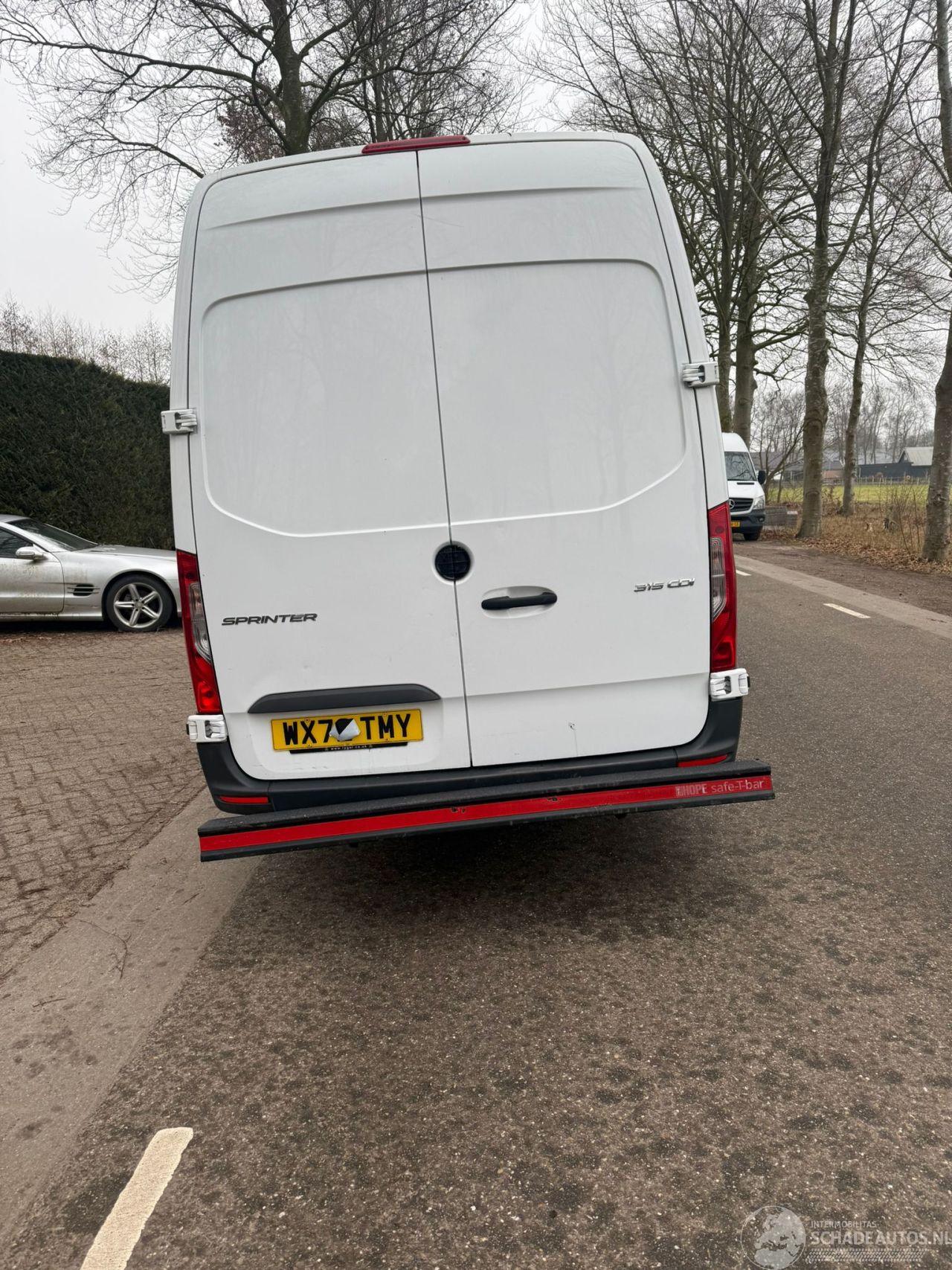 Mercedes Sprinter 