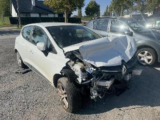 Renault Clio  picture 3