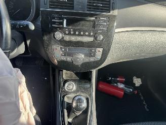 Nissan Pulsar  picture 9