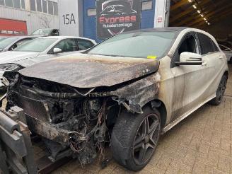 Coche siniestrado Mercedes A-klasse A (W176), Hatchback, 2012 / 2018 1.8 A-200 CDI 16V 2013