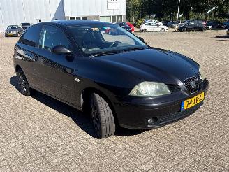Seat Ibiza 1.4 16V 75 Hatchback  Benzine 1.390cc 55kW (75pk) FWD 2002-02/2008-05 (6L1) BBY picture 10