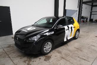 krockskadad bil auto Peugeot 208 LIKE 2022/3