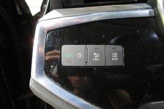 Audi Q3 SUV picture 19