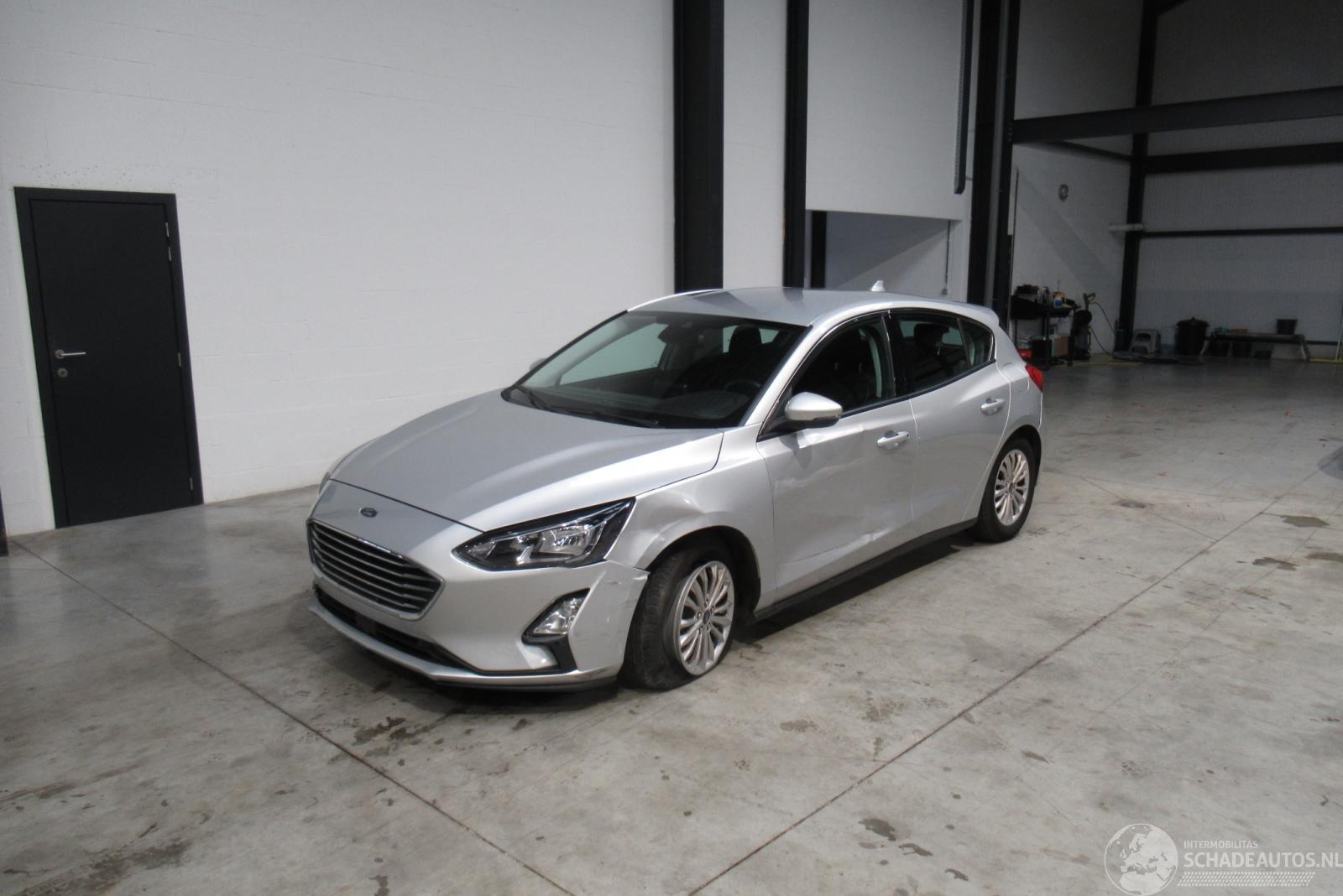 Ford Focus TITANIUM