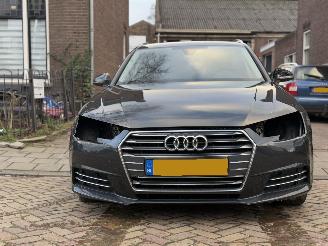 Audi A4 Avant 1.4 TFSI Automaat ( DIEFSTAL SCHADE ) picture 3